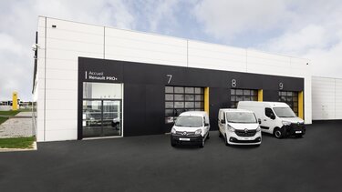 Renault-pro-reseau-specialise-002.jpg.jpg
